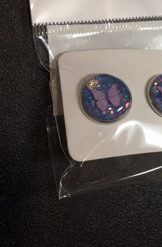 12MM Butterfly Earrings - Pink Butterfly With Blue Glitter Background