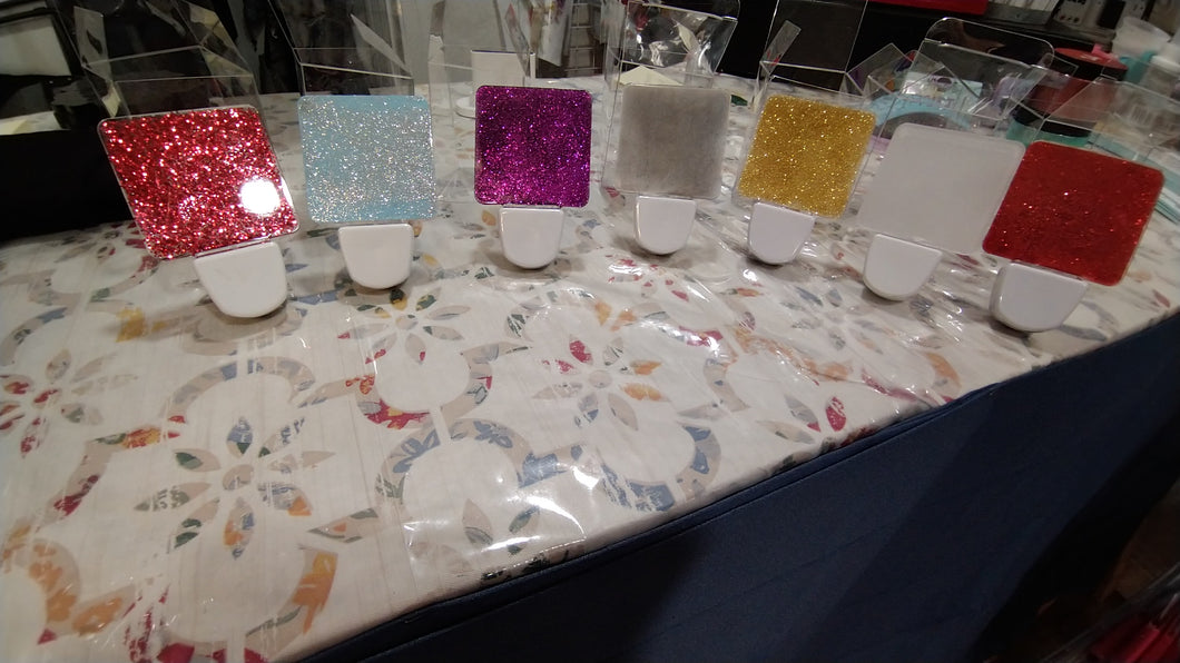 Creating A Holiday Nightlight - Thursday October 16th 2025 1:00 PM