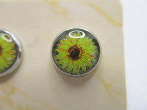 8MM Hypoallergenic Stainless-Steel Small Sunflower With Some Glitter Stud Earrings (Not a real dried flower)